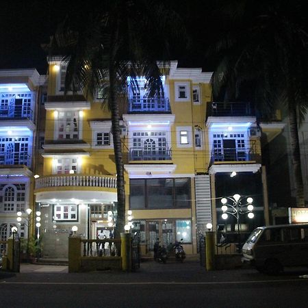 Hotel Natasha Panadzsi Kültér fotó